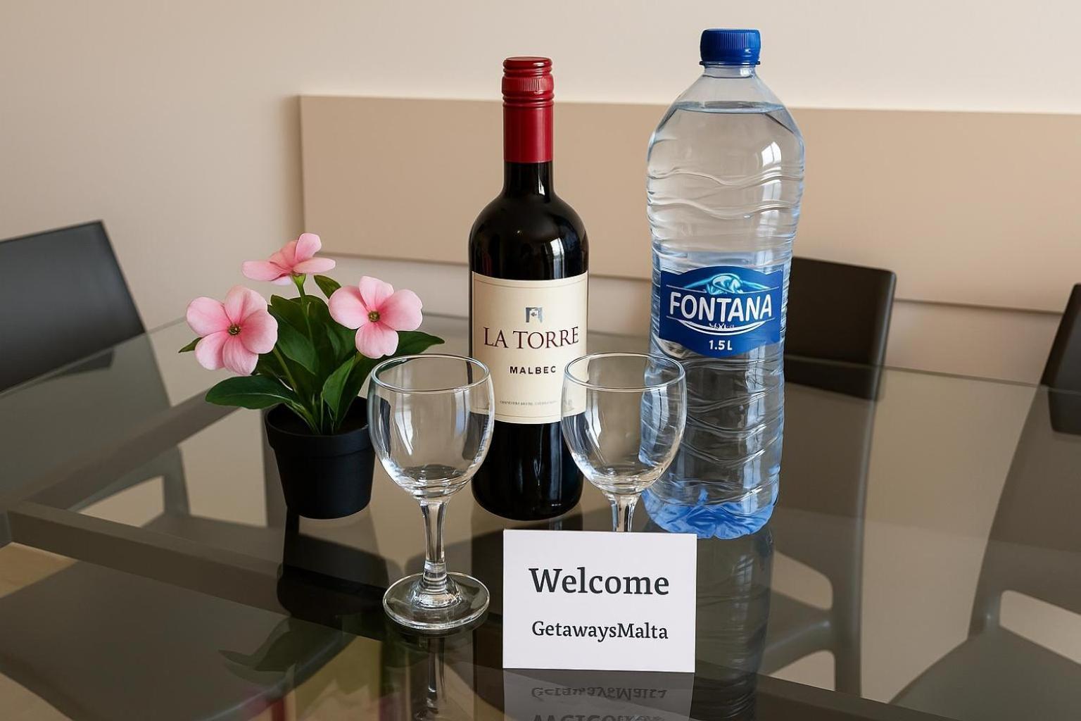 Blue Harbour 2 Bedroom Seafront Apartments With Stunning Seaviews - By Getawaysmalta San Pawl il-Baħar Extérieur photo
