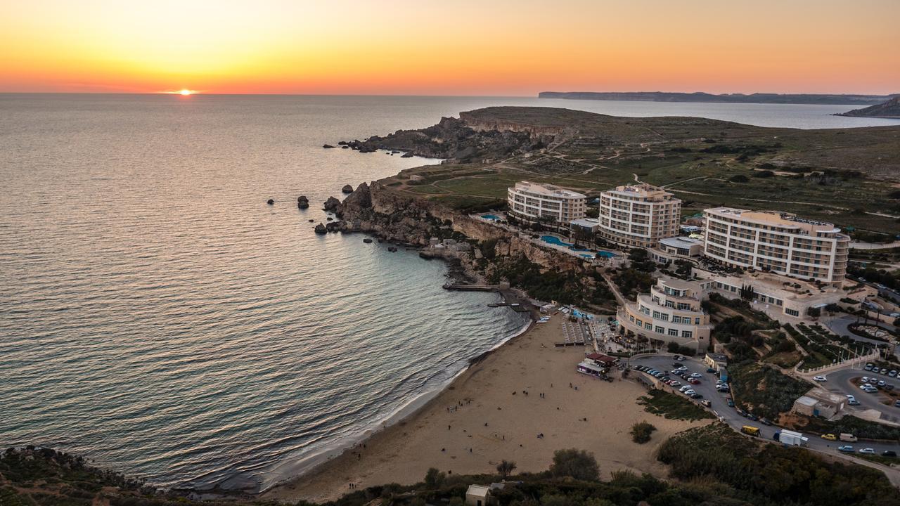 Blue Harbour 2 Bedroom Seafront Apartments With Stunning Seaviews - By Getawaysmalta San Pawl il-Baħar Extérieur photo